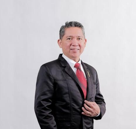 Authors Image Mitch Dumlao